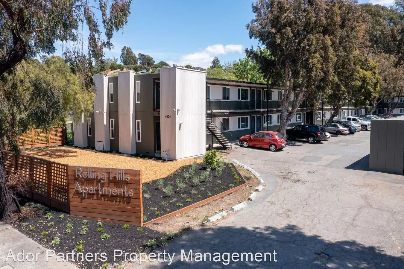 Rolling Hills Apartments photo 4