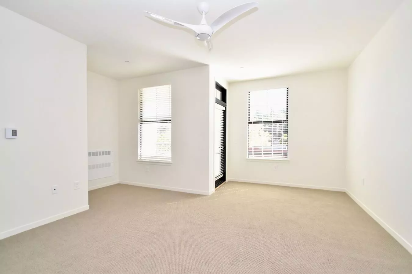 107 G St photo 4