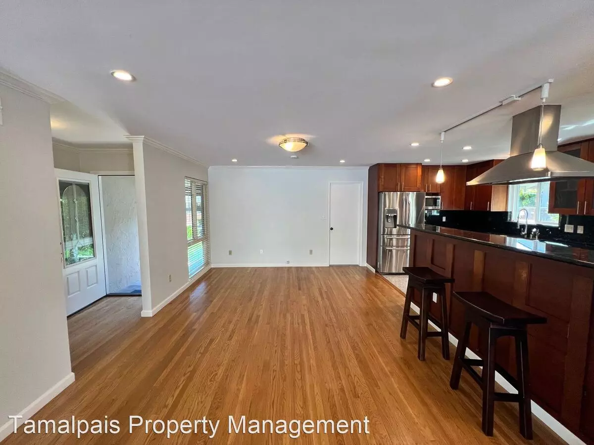 1907 Las Gallinas Avenue, San Rafael, CA 94903 photo 3