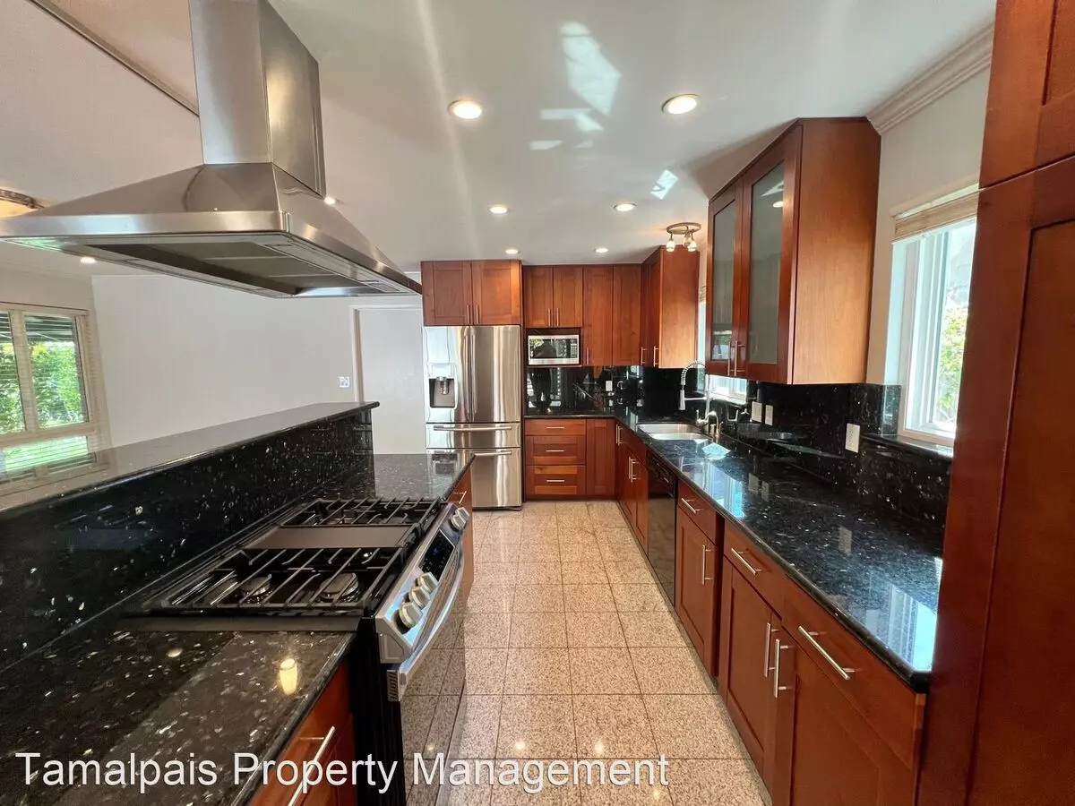 1907 Las Gallinas Avenue, San Rafael, CA 94903 photo 5