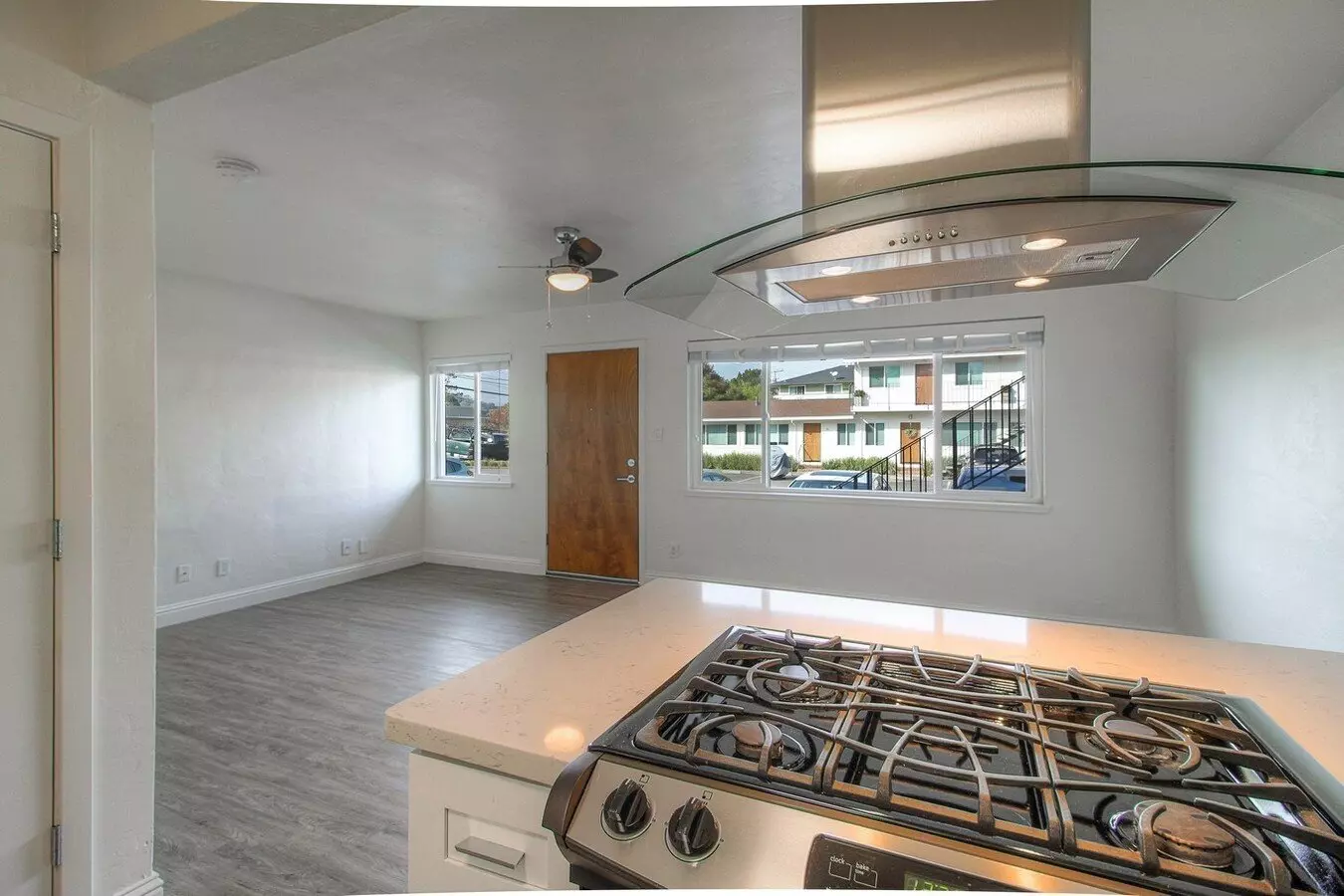 Marin Landing Apartments photo 4