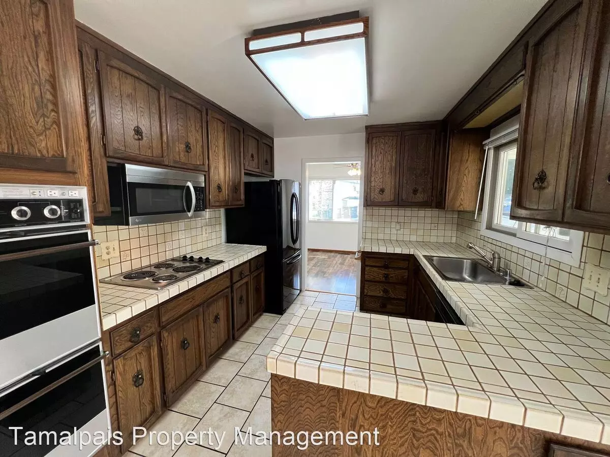 257 Woodland Avenue, San Rafael, CA 94901 photo 5
