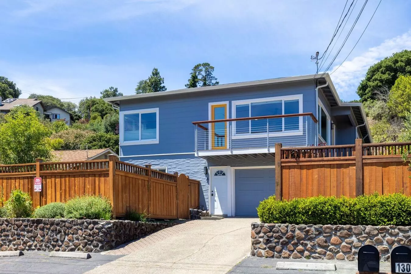 Beautiful Duplex In Highly Desirable San Rafael! photo 2
