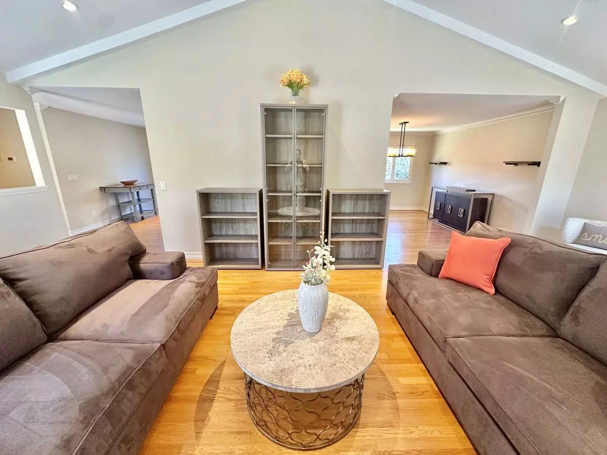 Beautiful San Rafael Home photo 5