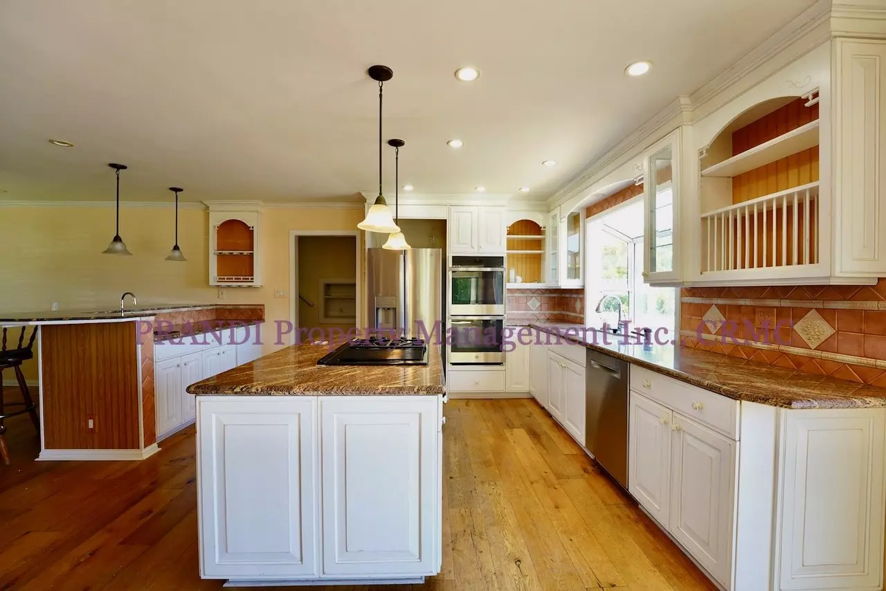 49 Dominican Drive, San Rafael, CA 94901 photo 5