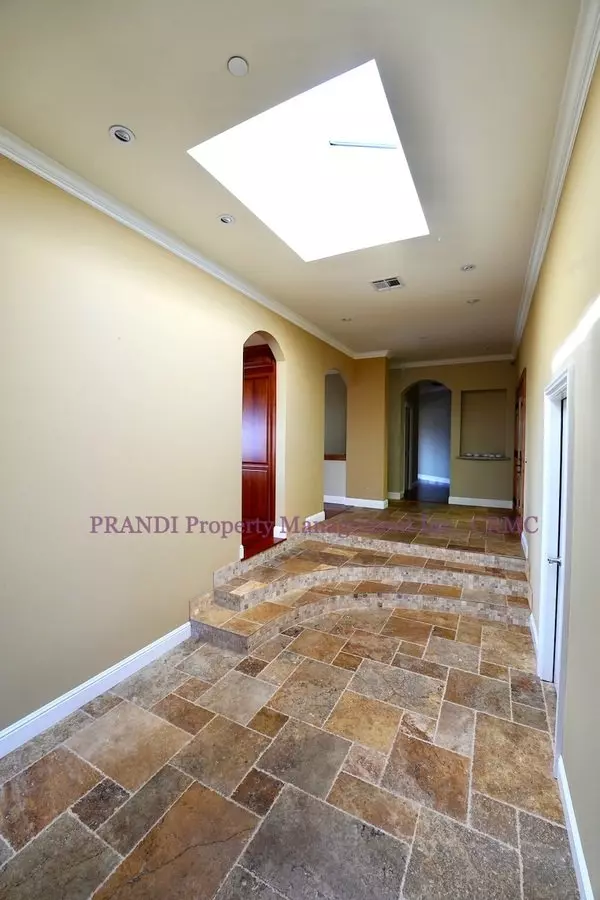 75 Oakmont Avenue, San Rafael, CA 94901 photo 4