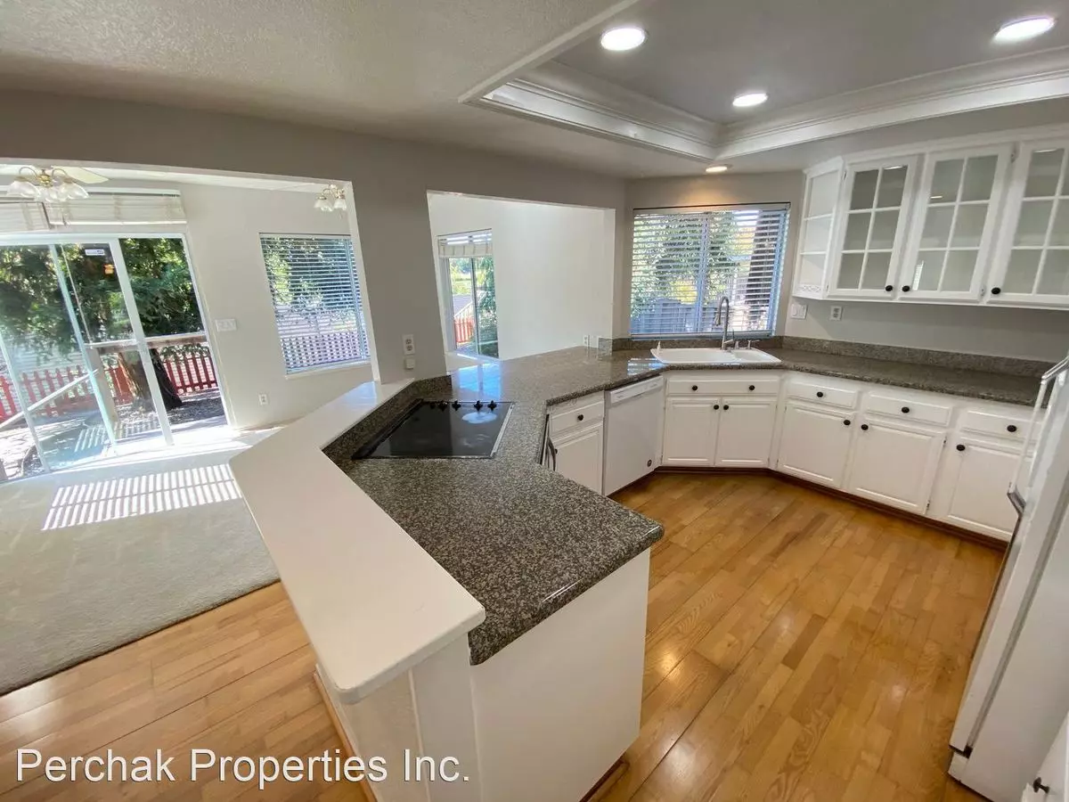 4 Bed 2.5 Bath Home In San Ramon photo 2