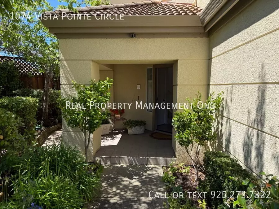1074 Vista Pointe Circle, San Ramon, CA 94582 photo 2