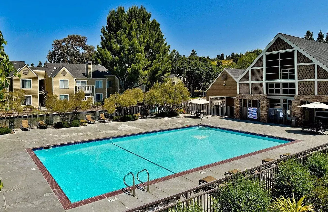 1br/1ba Apartment In Prime Location photo 2