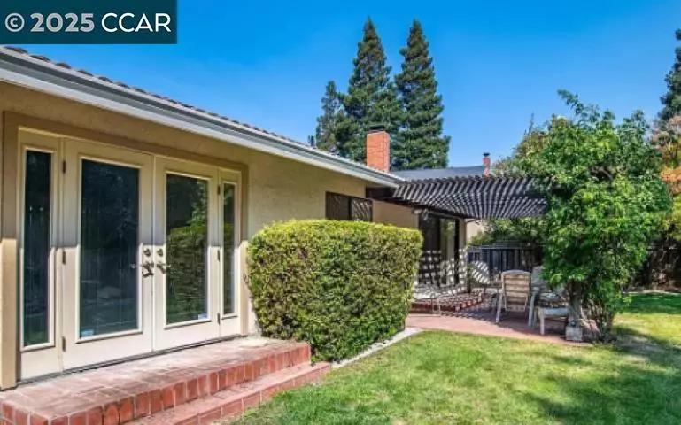 224 Lasso Circle, San Ramon, CA 94583 photo 3