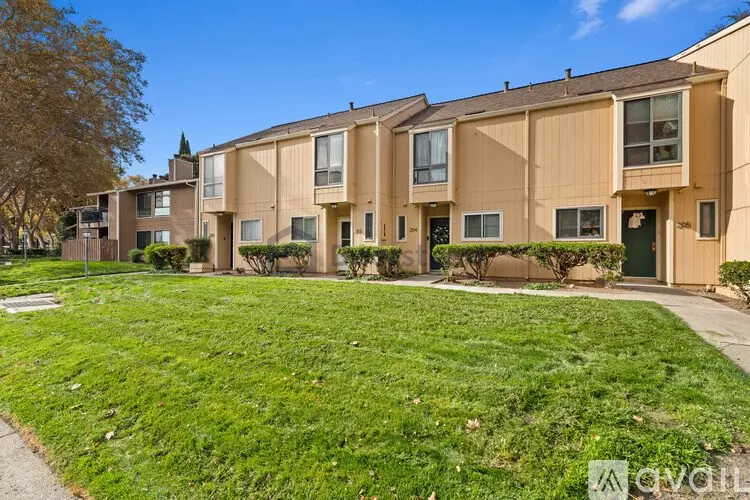 9005 Alcosta Blvd Unit Apt photo 4