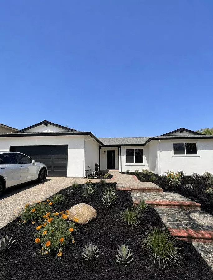 9887 Broadmor Dr photo 2