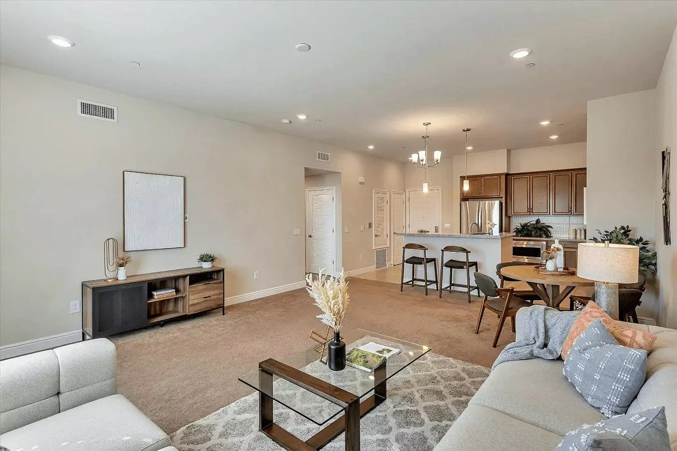 1368 El Camino Real Ste 303 photo 3