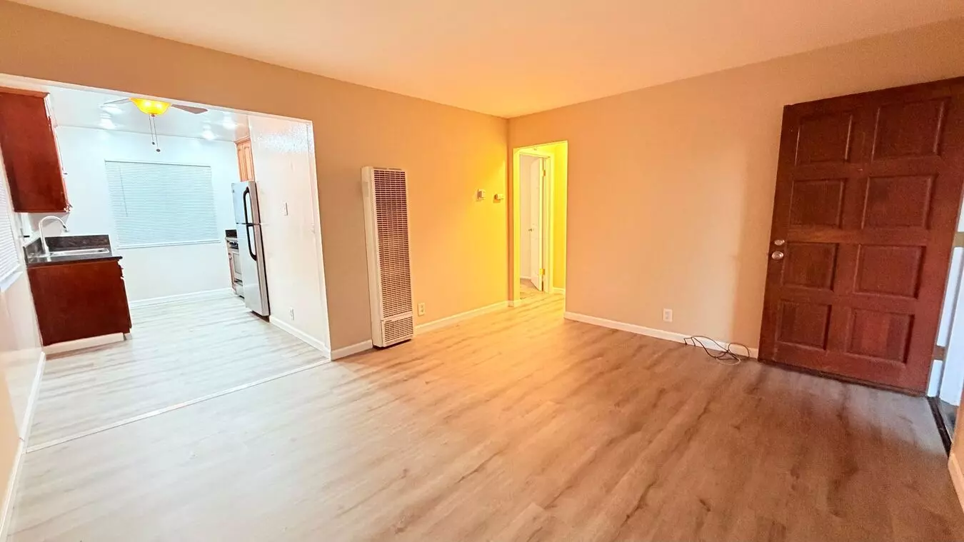 1370 Warburton Ave. photo 3