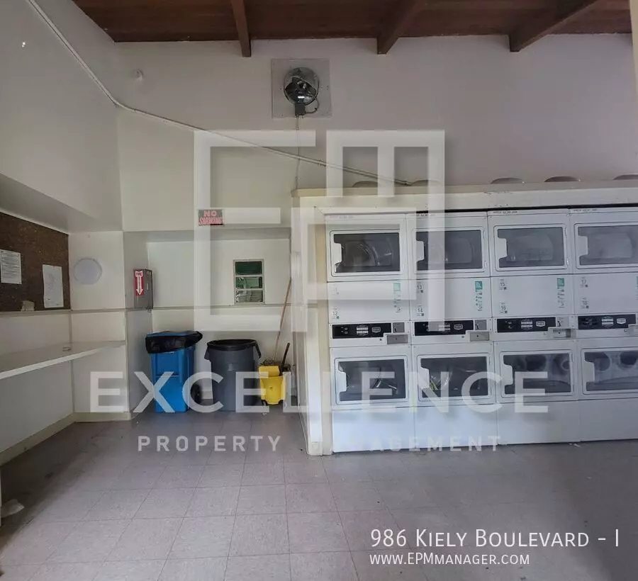 986 Kiely Boulevard, Santa Clara, CA 95051 photo 4