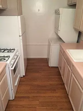 2566 Robinson Avenue, Santa Clara, CA 95051 photo 4