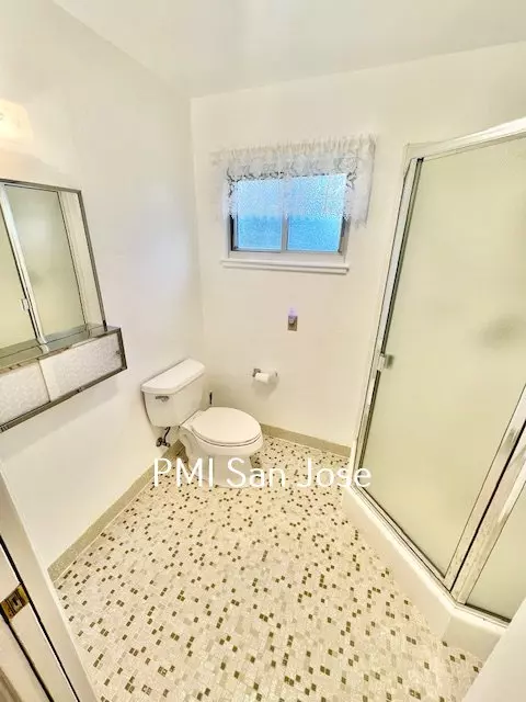 1193 Crowley Ave photo 3