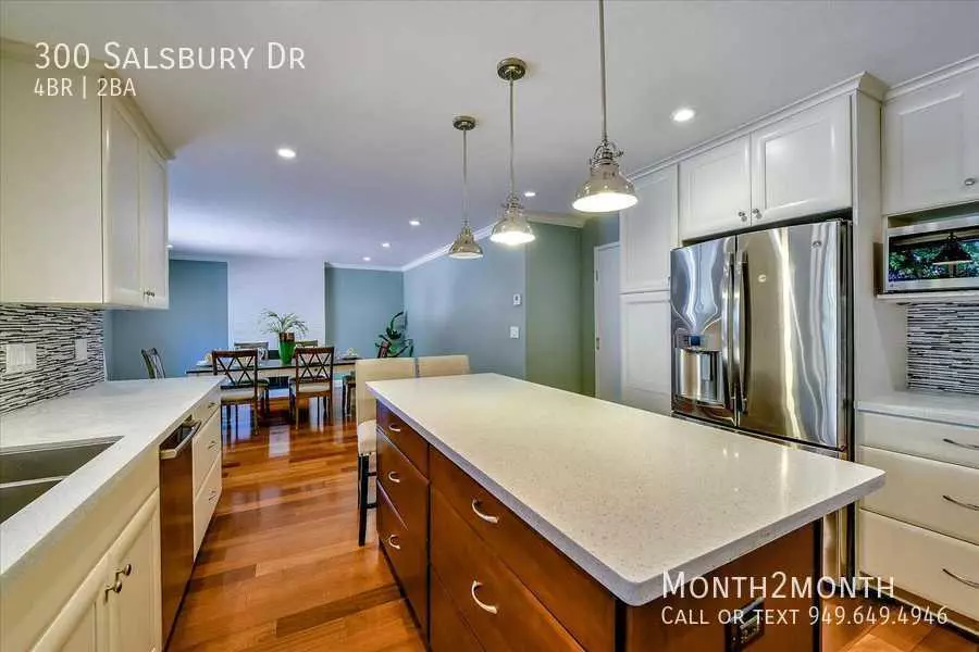 300 Salsbury Drive, Santa Clara, CA 95051 photo 3