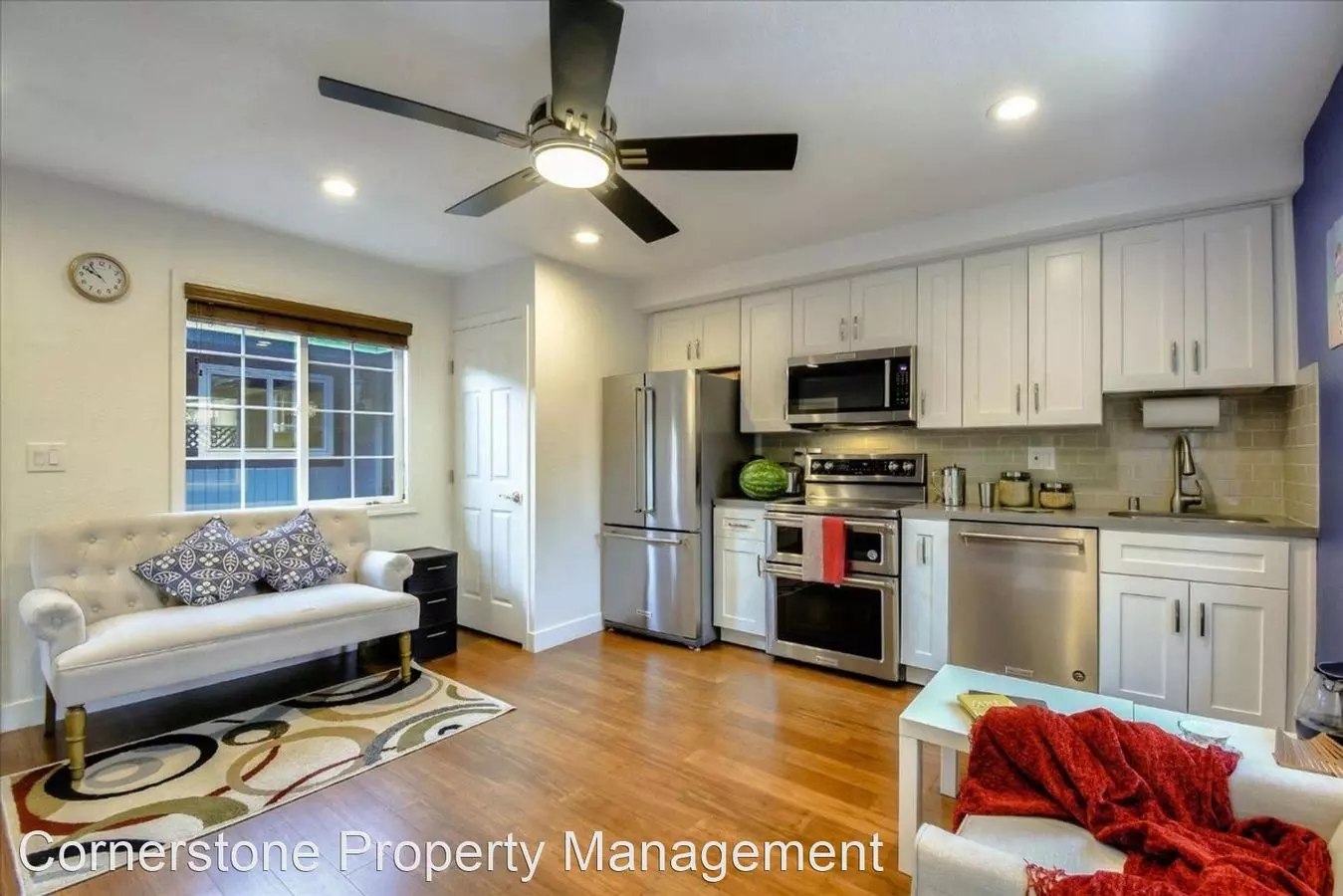 336 338 Burnett Ave photo 2