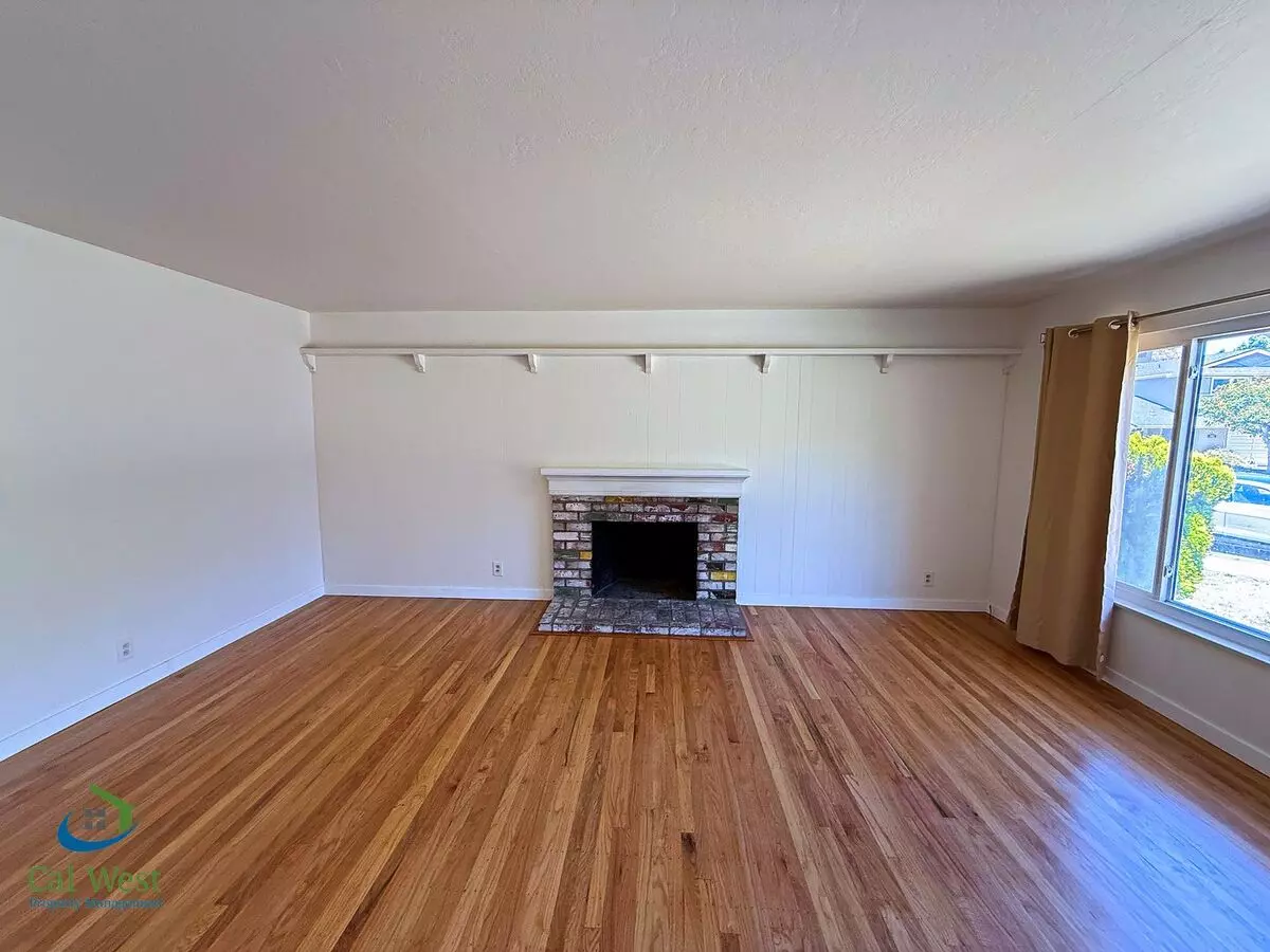 $4695 - 3 Bd/2 Ba Santa Clara Home On Cul-de-sac With Large Backyard-pets Possible With Approval! photo 5