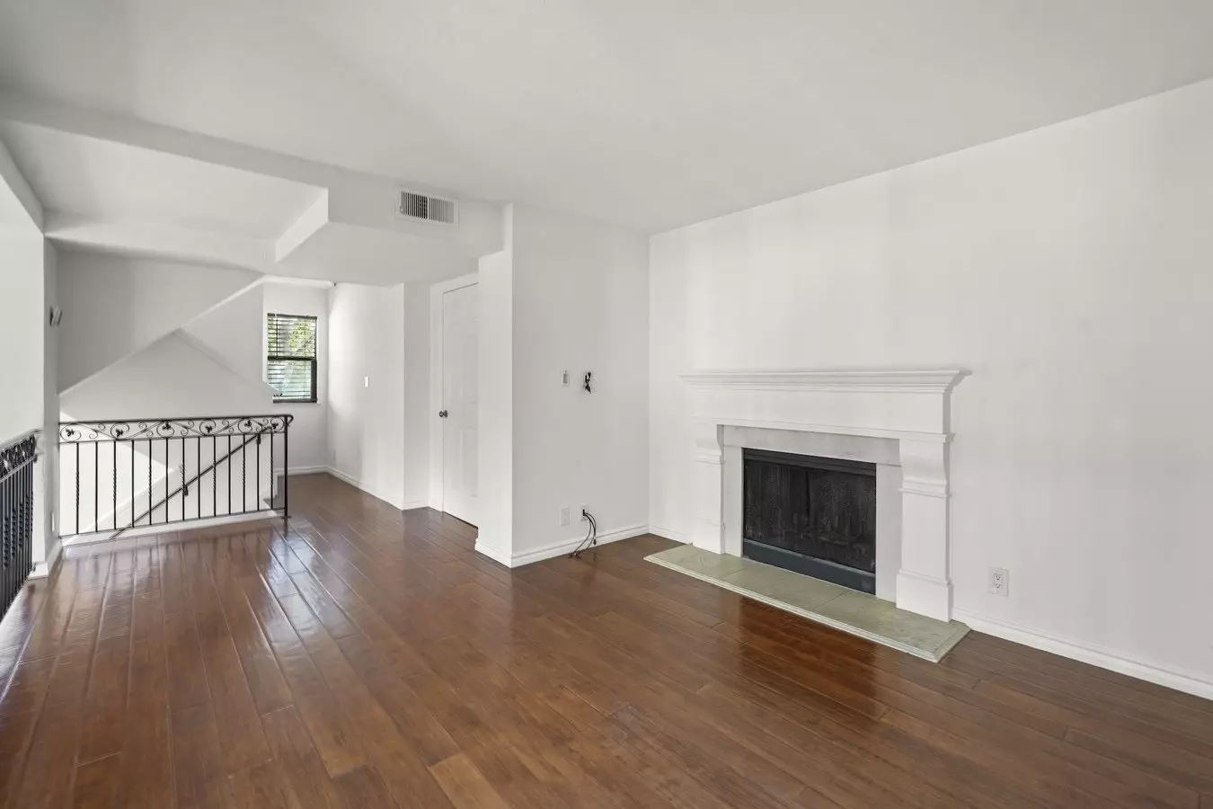 472 N Winchester Blvd Apt 14 photo 4