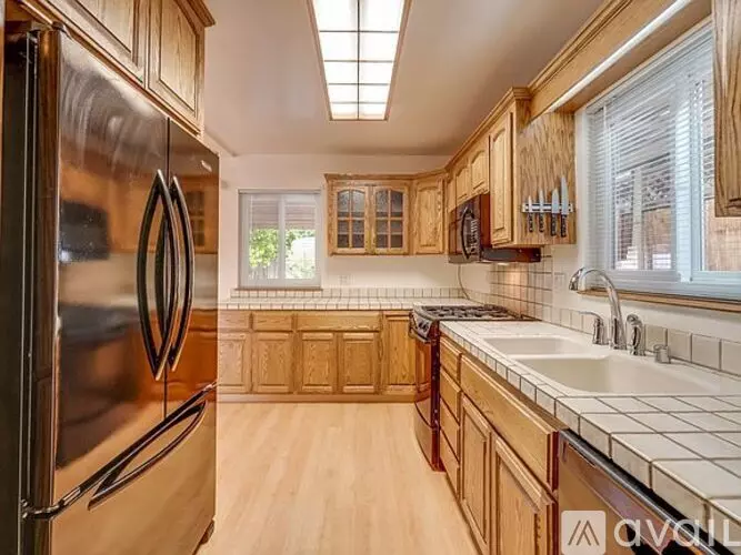 613 Malarin Avenue, Santa Clara, CA 95050 photo 4