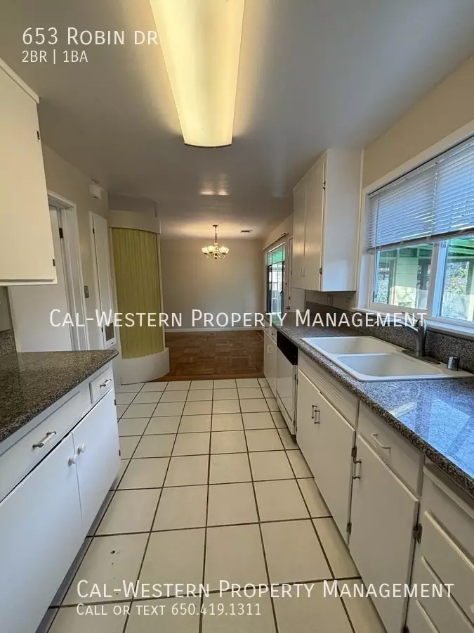 653 Robin Drive, Santa Clara, CA 95050 photo 2