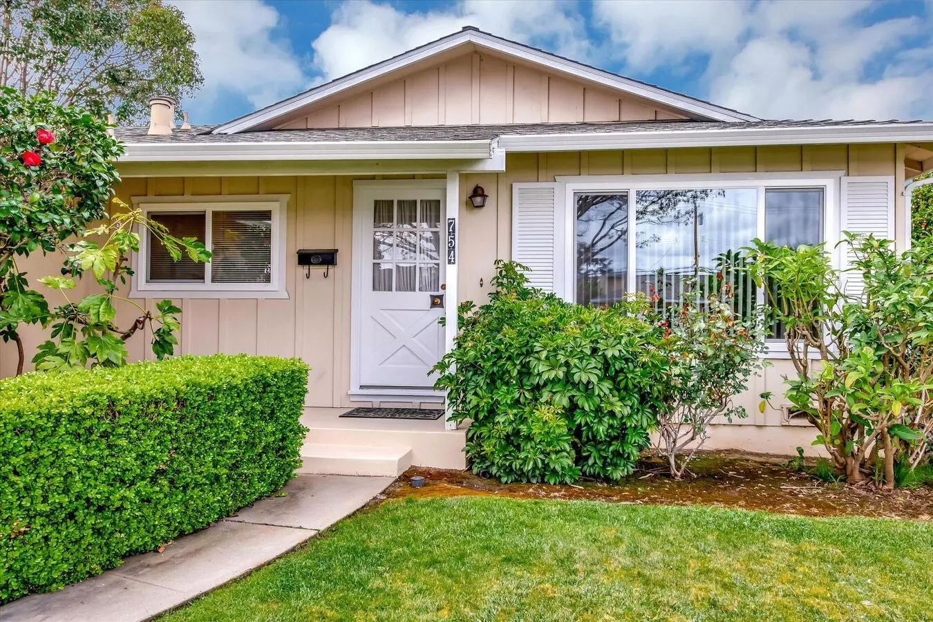 754 Yale Lane, Santa Clara, CA 95051 photo 2