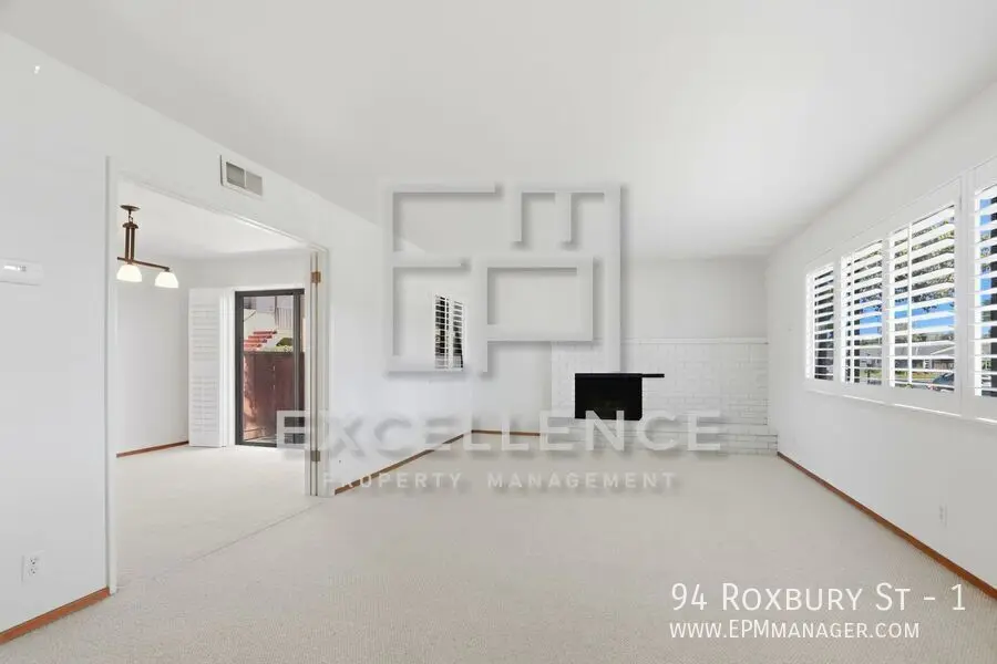 4Plex Front 2/1.5 With Office Unit - 1 Car Garage, Fireplace, Enclosed Patio, Ac, Santa Clara Utilities photo 5