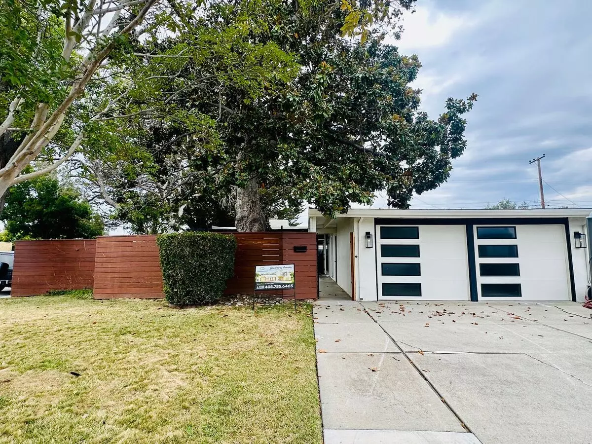 3081 McKinley Dr Santa Clara, CA 95051 photo 5