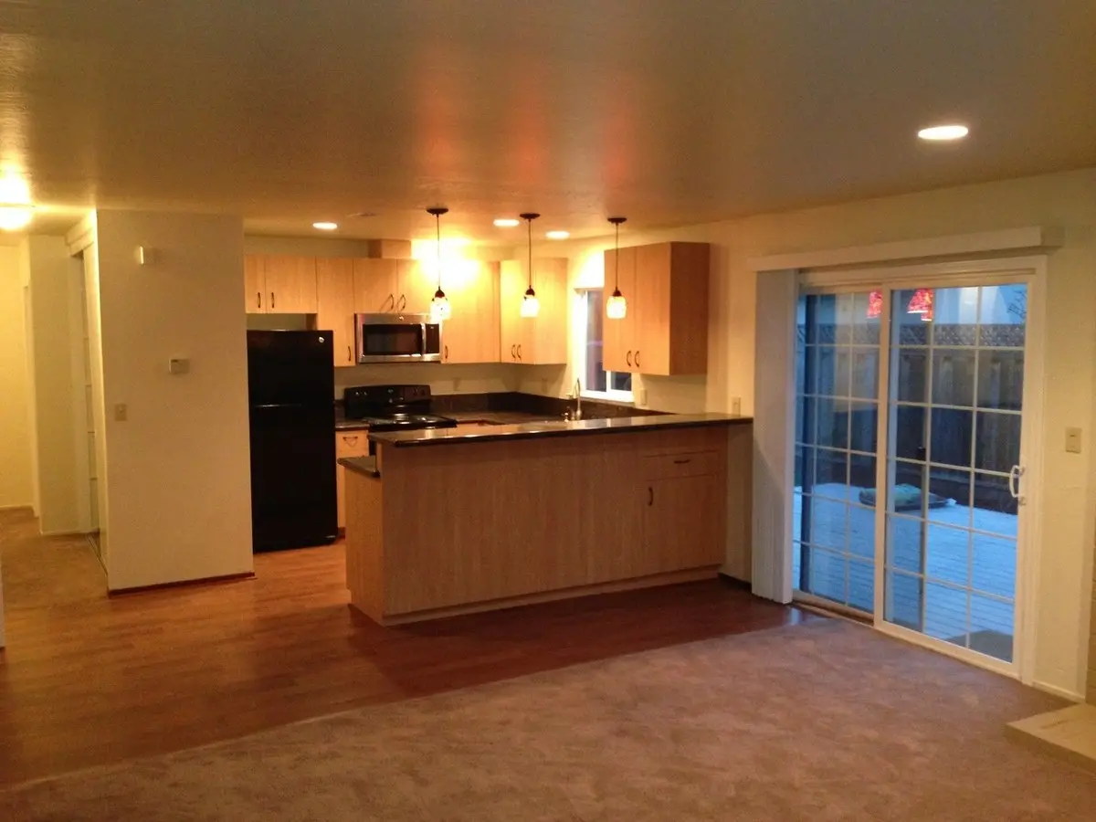 Fantastic 3 Bedroom, 2 Bath Home In Santa Clara With Upgrades Galore! photo 3