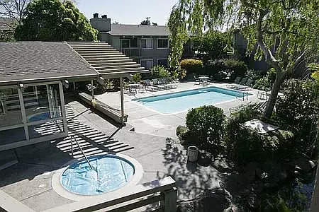 Our Community Brings Peace &amp; Tranquility To Your Busy Lives With Lush photo 3