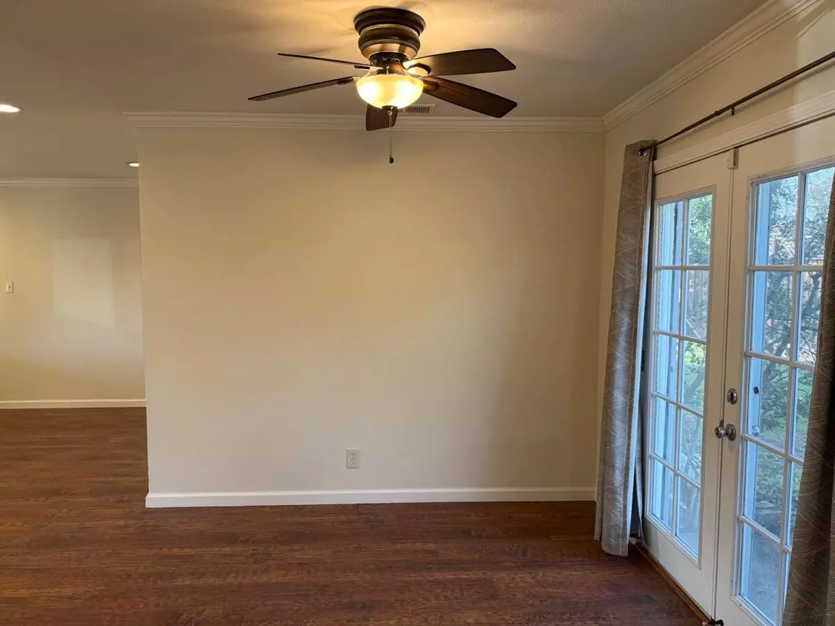 2049 Bray Ave Santa Clara, CA 95050 photo 3