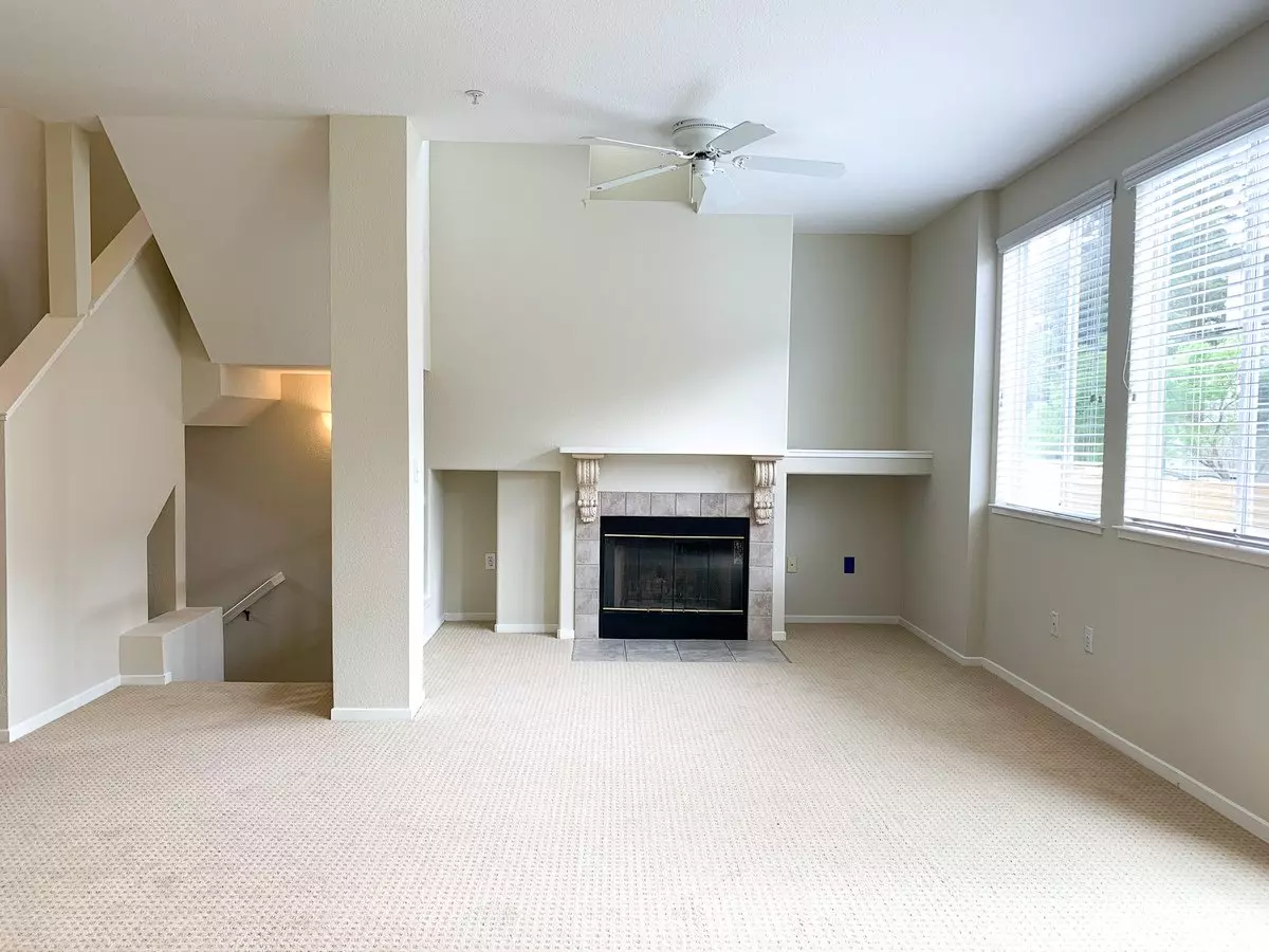 1690 Civic Center Drive, Santa Clara, CA 95050 photo 4
