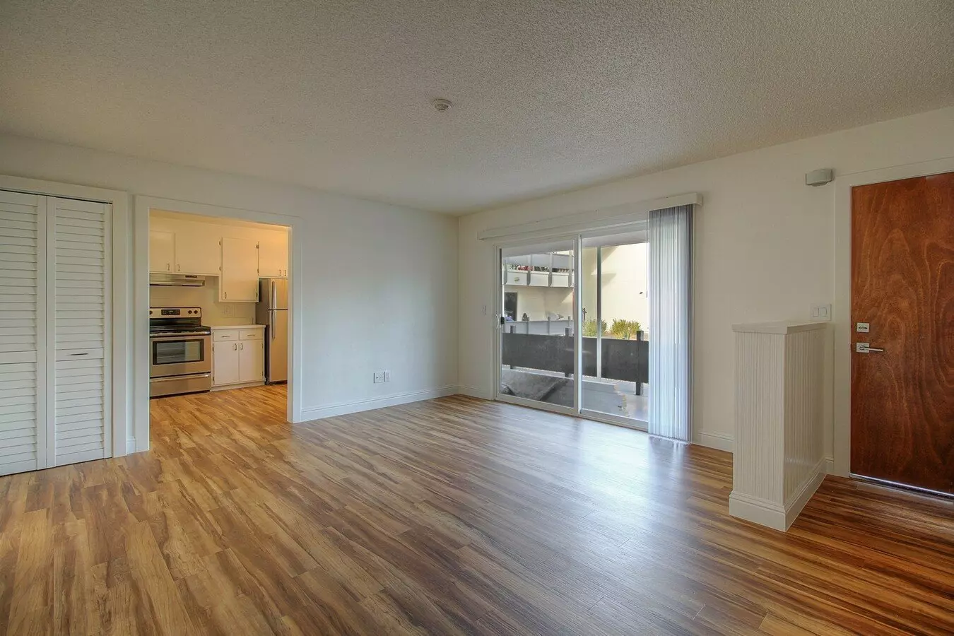 1530 Boston Ct Unit Santa photo 2