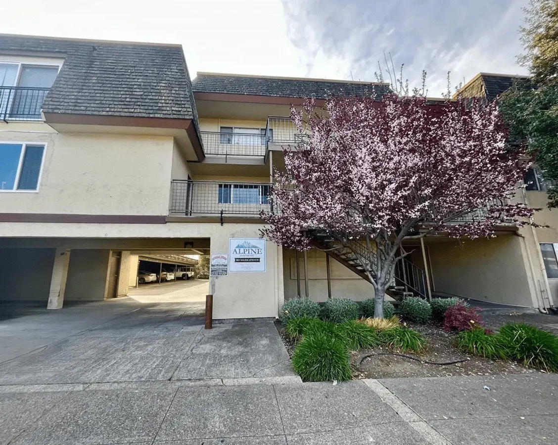 1851 Salem Ave photo 2