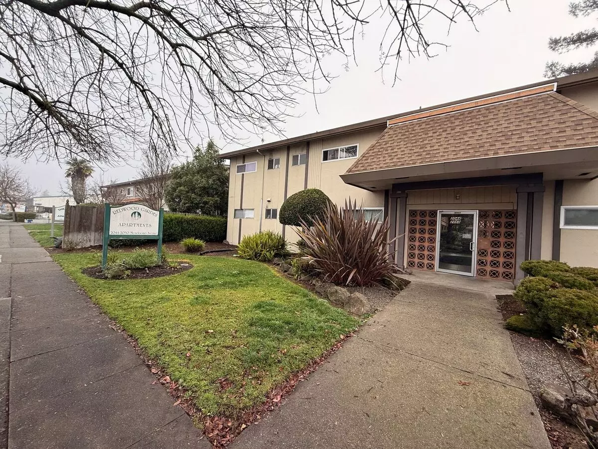2044 &amp; 2050 Mendocino photo 3