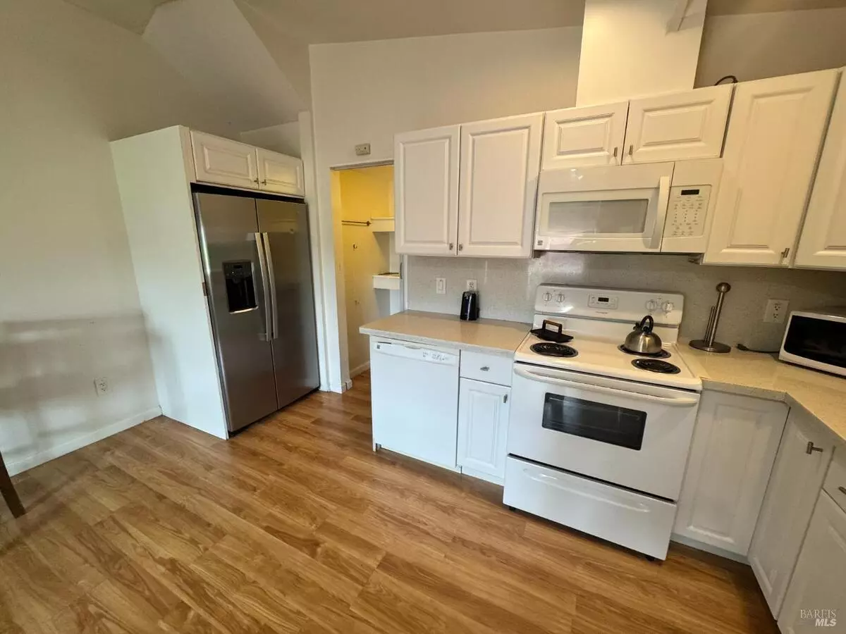 3753 Santa Rosa Ave Santa Rosa, CA 95407 photo 4