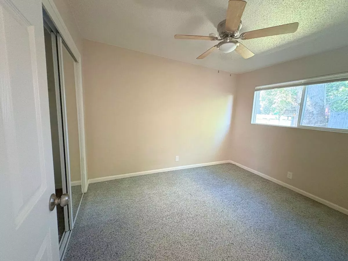 6123 Montecito #13-16 photo 5