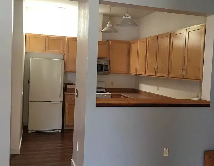 630 Square Foot Condo Home Has 0 Bedrooms And 1.0 Bathrooms. photo 5