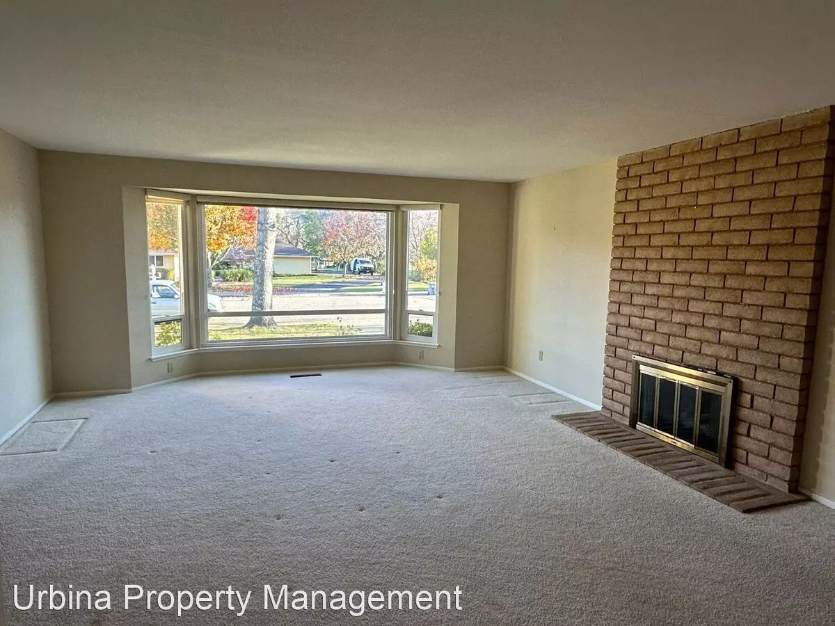 7418 Oakmont Dr Santa Rosa, CA 95409 photo 2