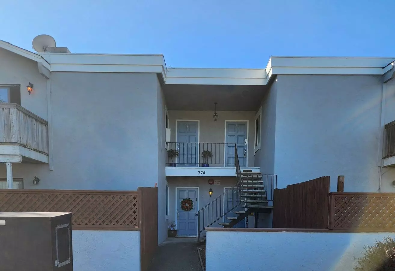 775 Benicia Dr photo 2