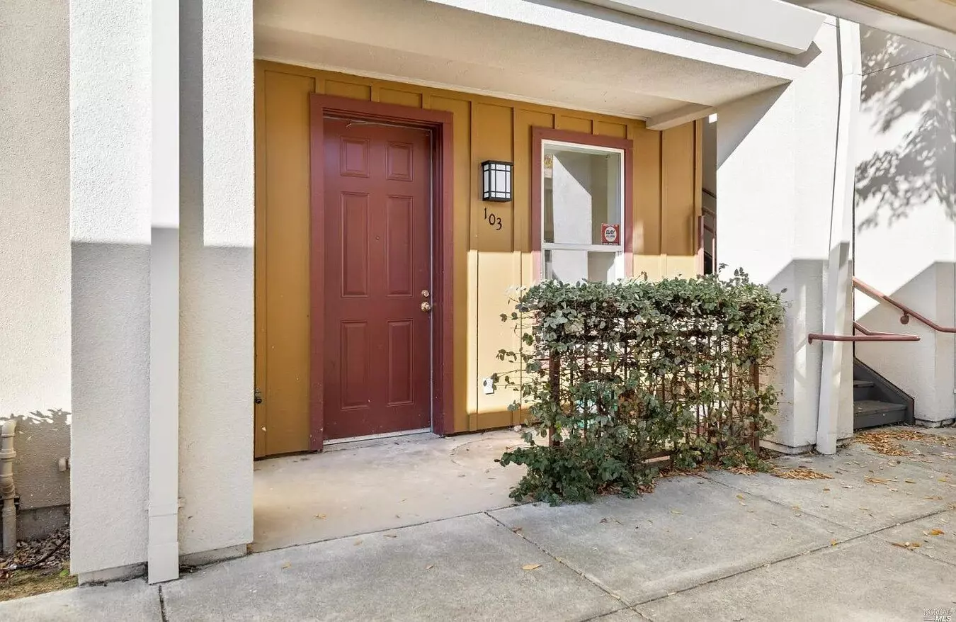 950 Campoy St Santa Rosa, CA 95407 photo 3