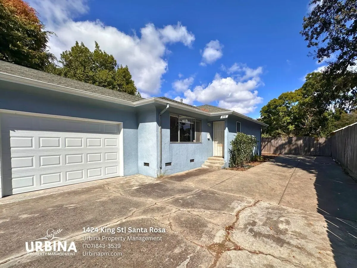 Charming 2-bedroom Duplex Near Santa Rosa Junior College