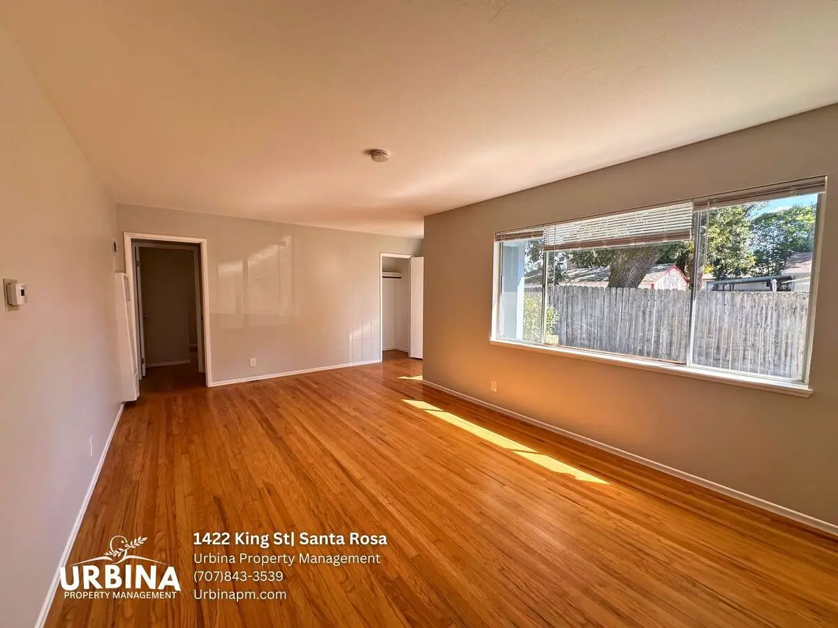 Charming 2-bedroom Duplex Near Santa Rosa Junior College photo 5