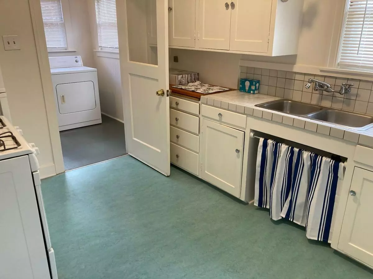 **cute Home In Srjc Area!!** photo 2
