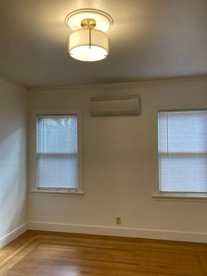 **cute Home In Srjc Area!!** photo 4