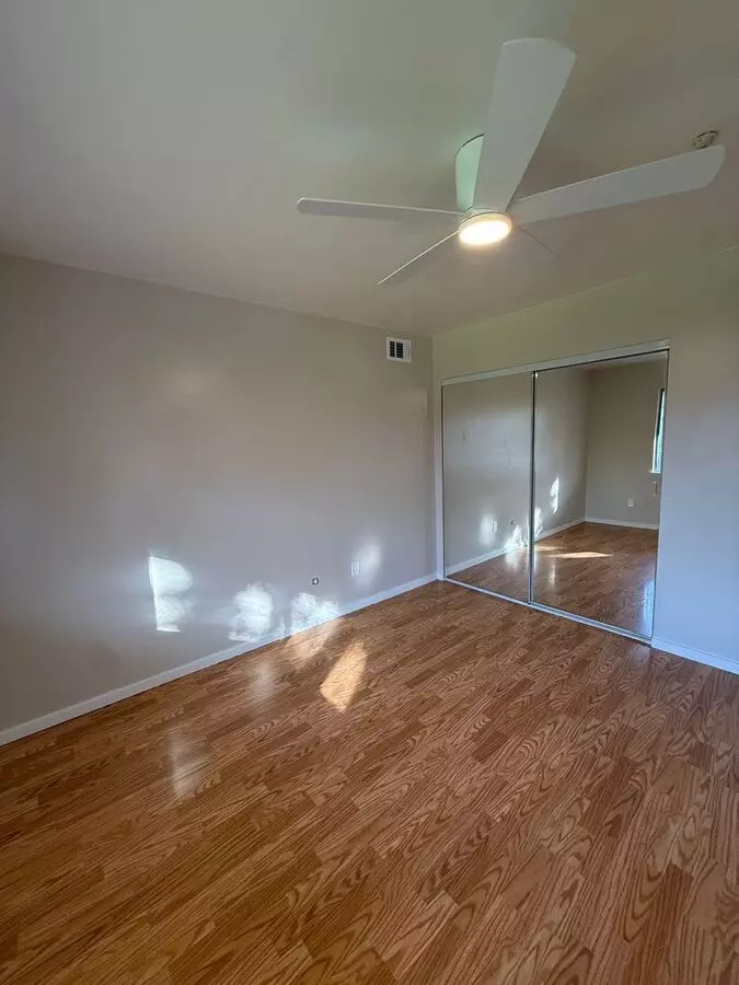 300 Stony Point Rd #184 photo 5