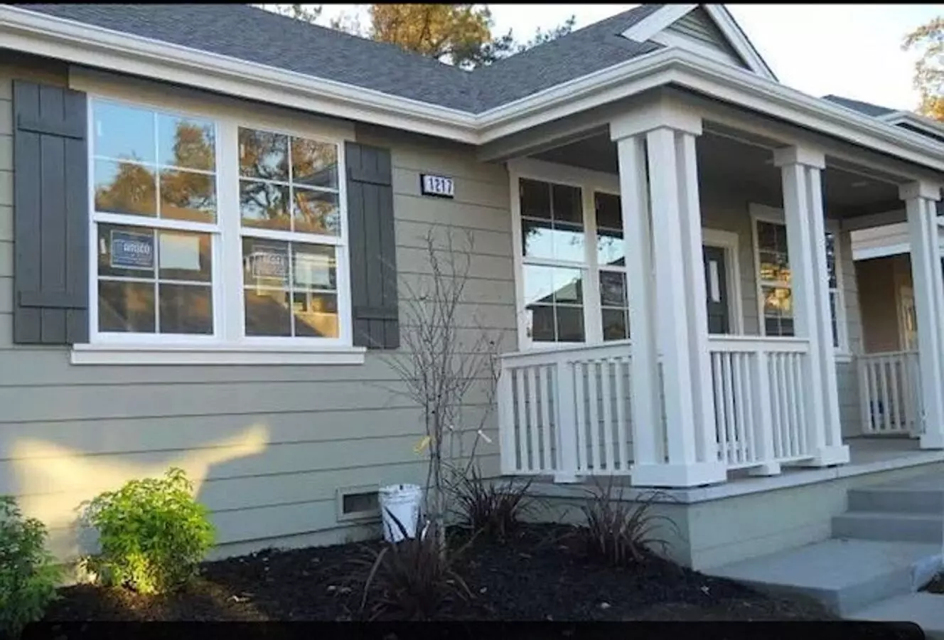 1217 Jennings Ave Santa Rosa, CA 95401 photo 2