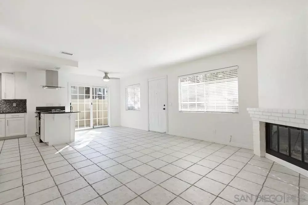 10180 Palm Glen Drive, Santee, CA 92071 photo 3